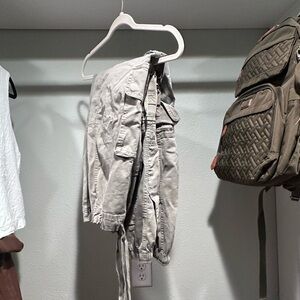 High Rise Baggy Cargo Pants
$85 Retail